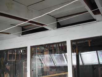 top GH to house vent