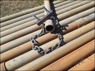 U-Bolt clamp w/ chain closeup