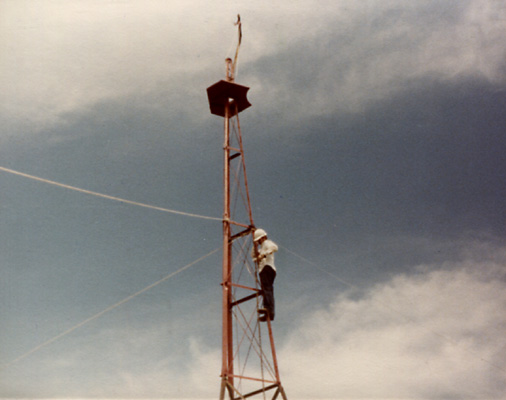 windmill tower unhooking pull chain